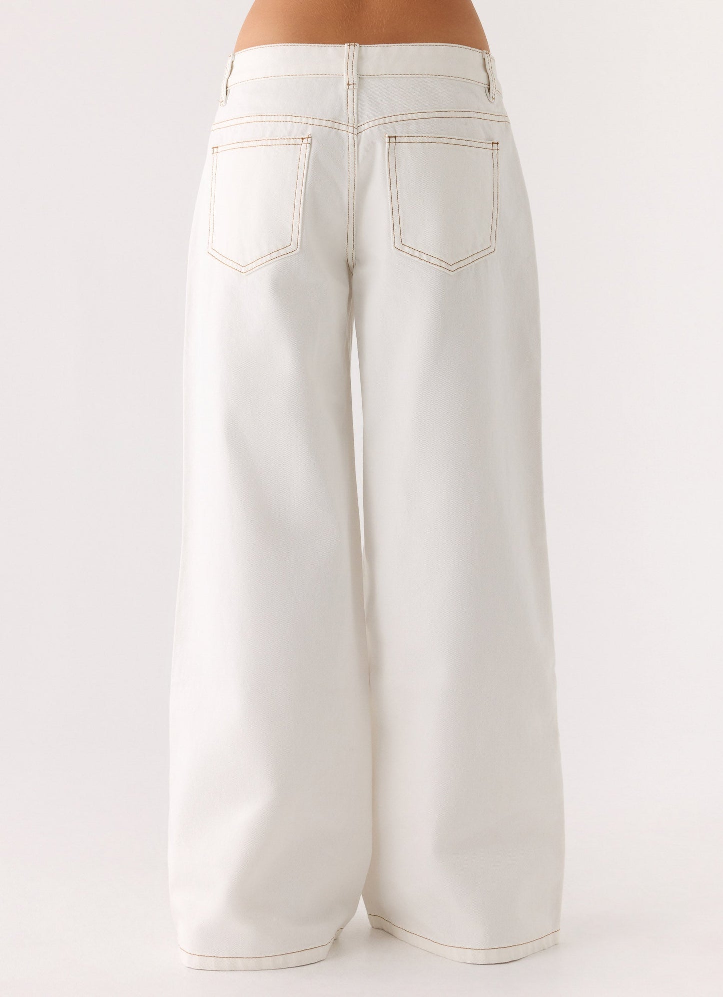 Neo Low Rise Wide Leg Denim Jeans - Ivory