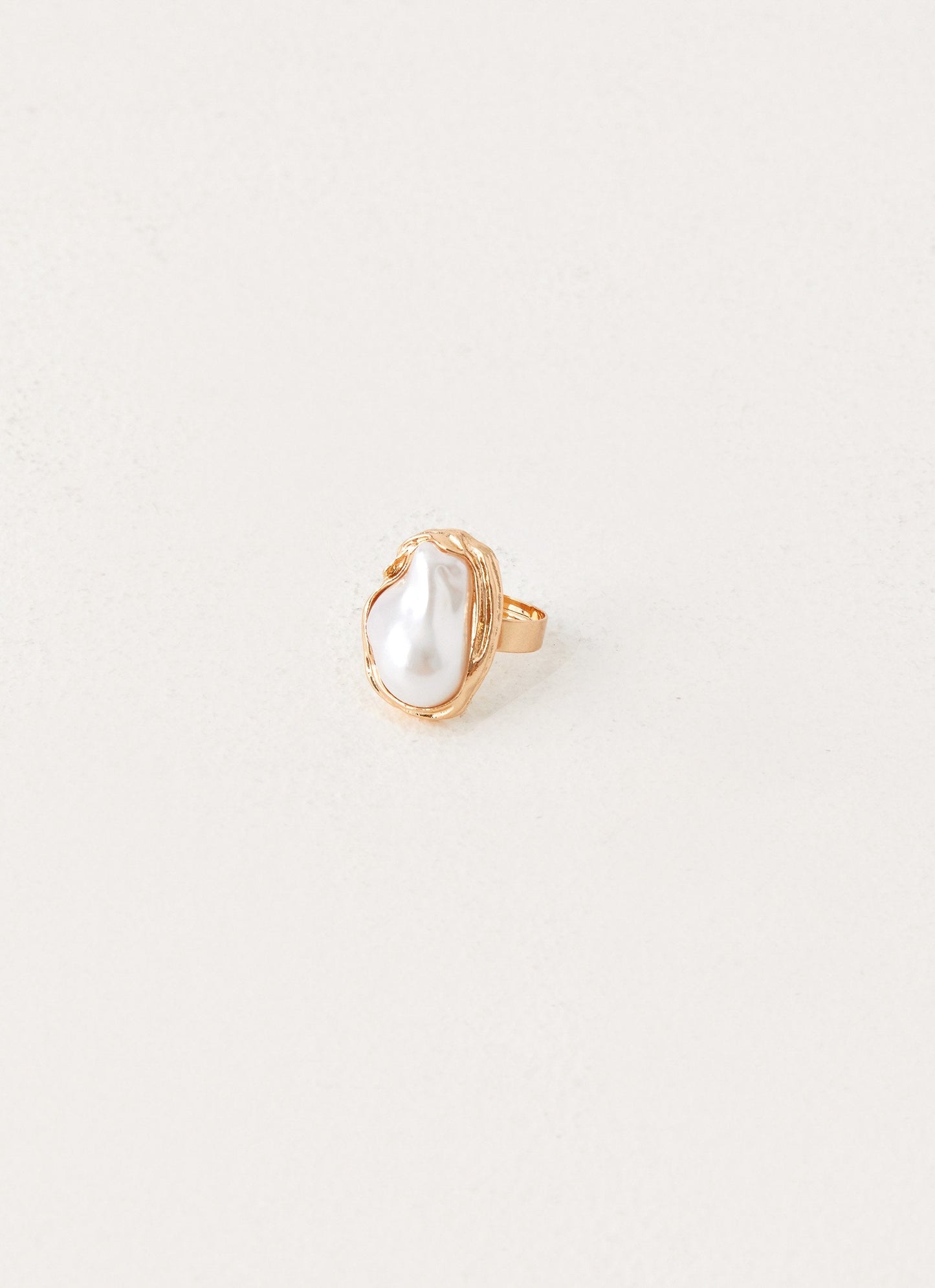 Salina Ring - Pearl